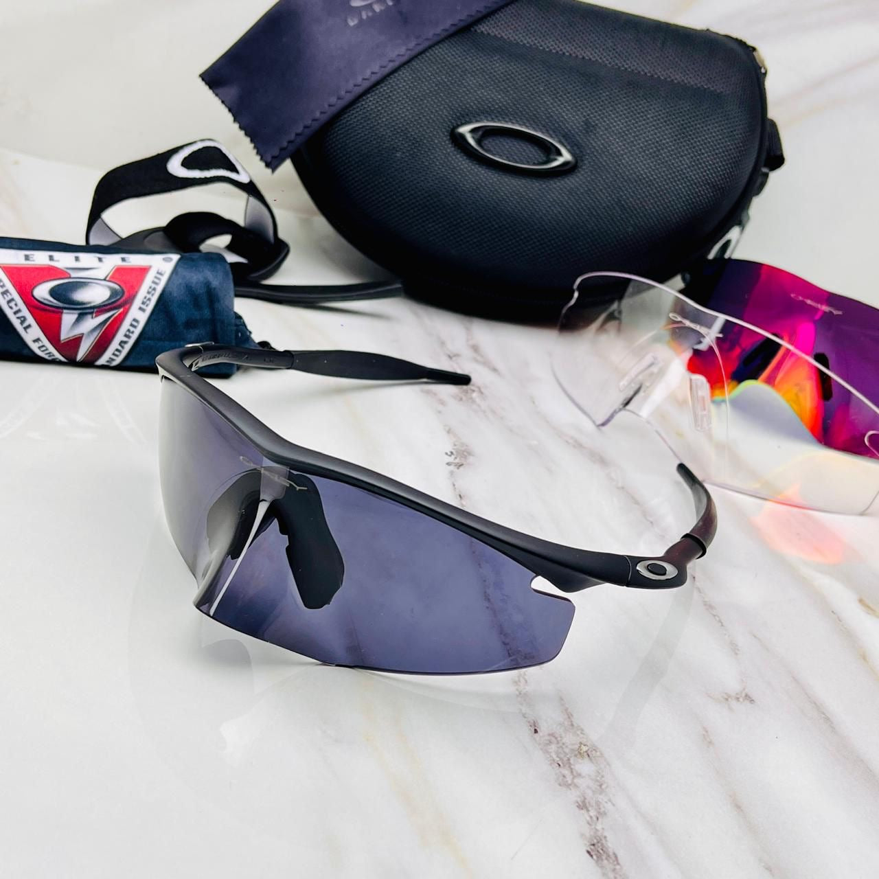Lentes Oakley M-Frem Kato