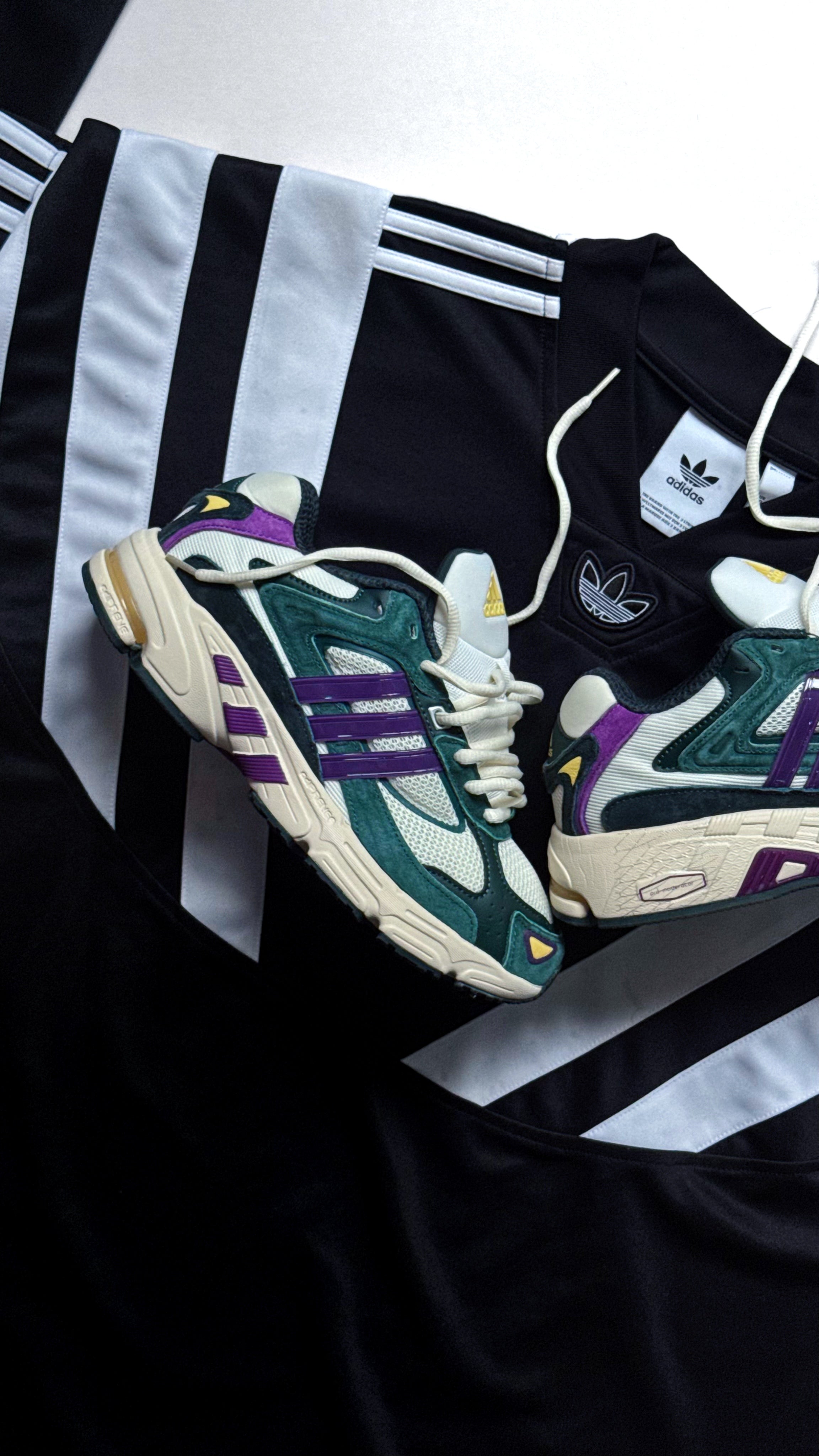Adidas Response CL