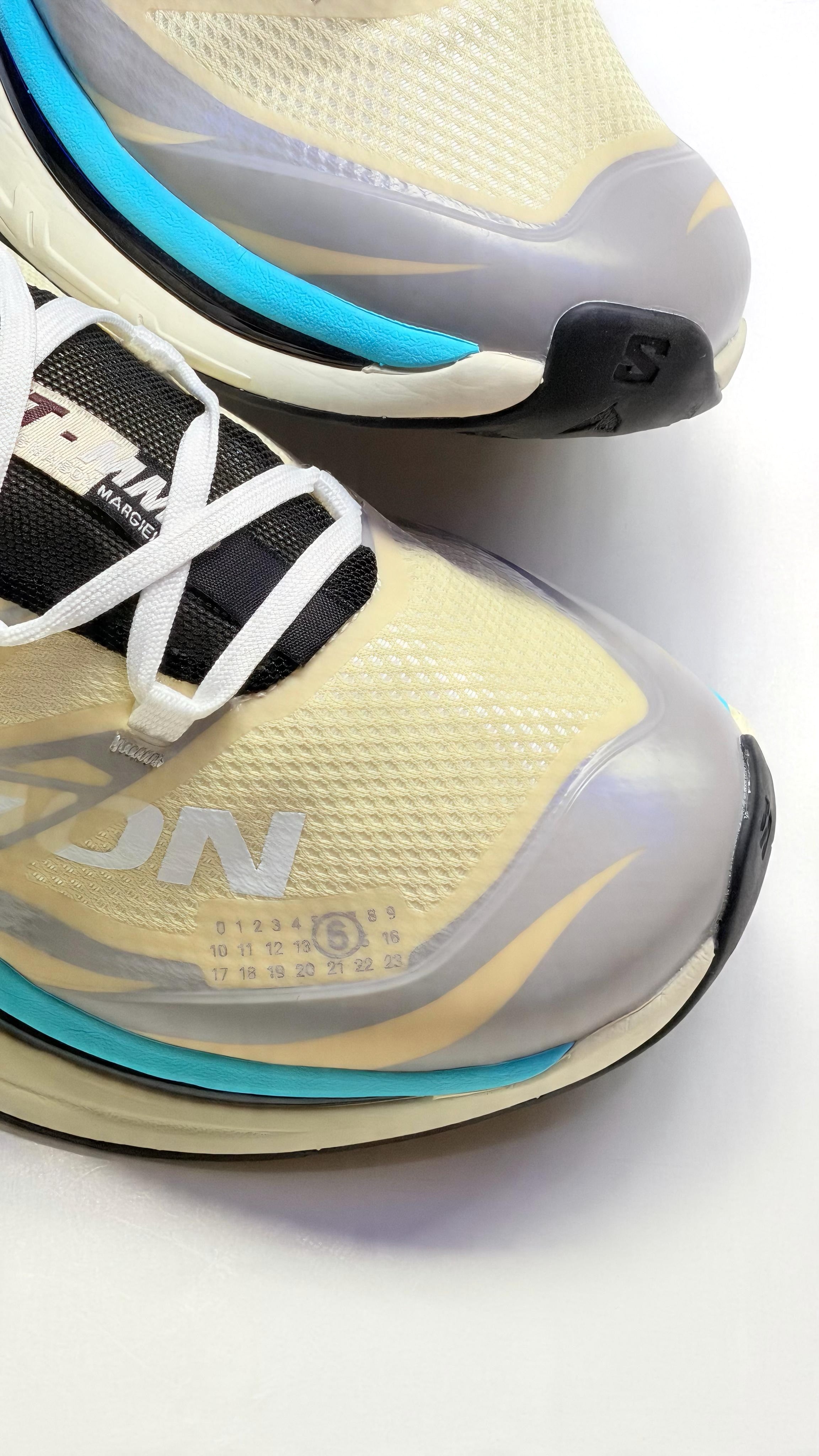 Salomón X Maison Margiela MM6 XT6