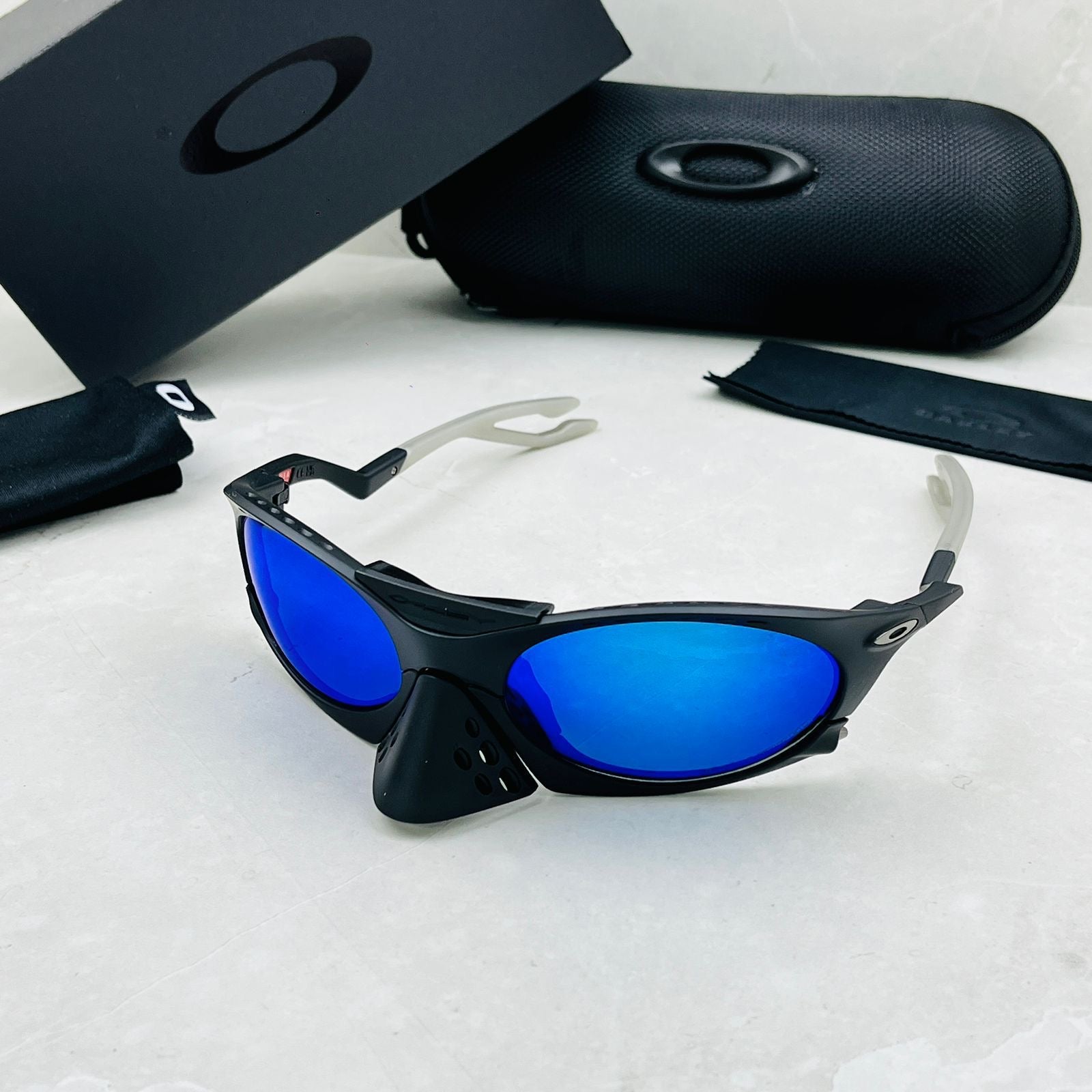 Lentes Oakley Plantaris