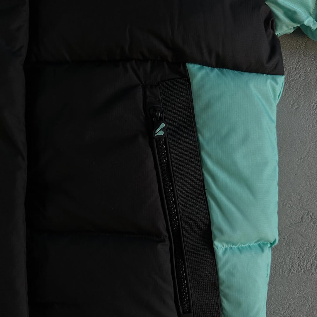Syna World Puffer Central Cee