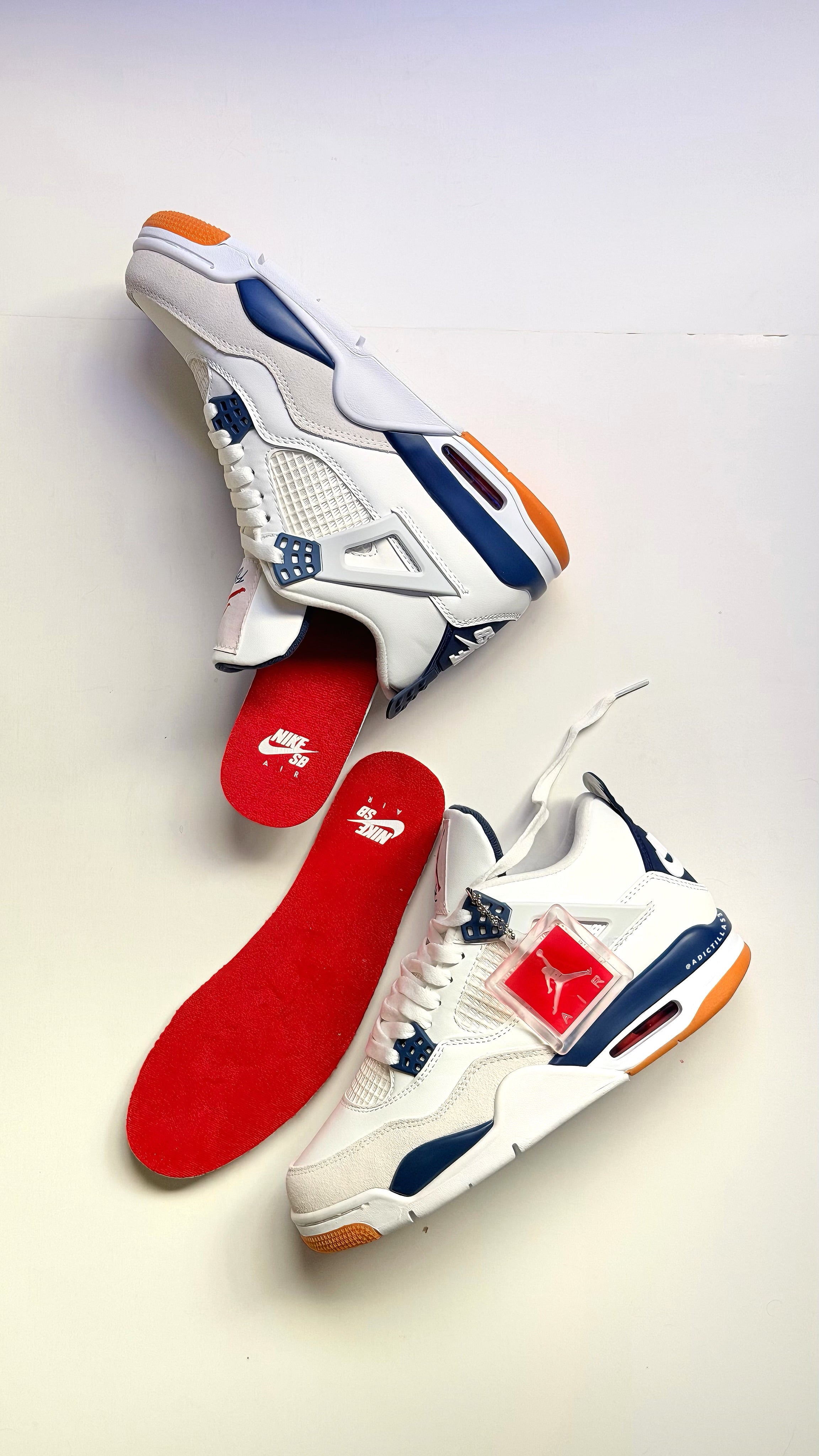 Nike SB x Air Jordan 4