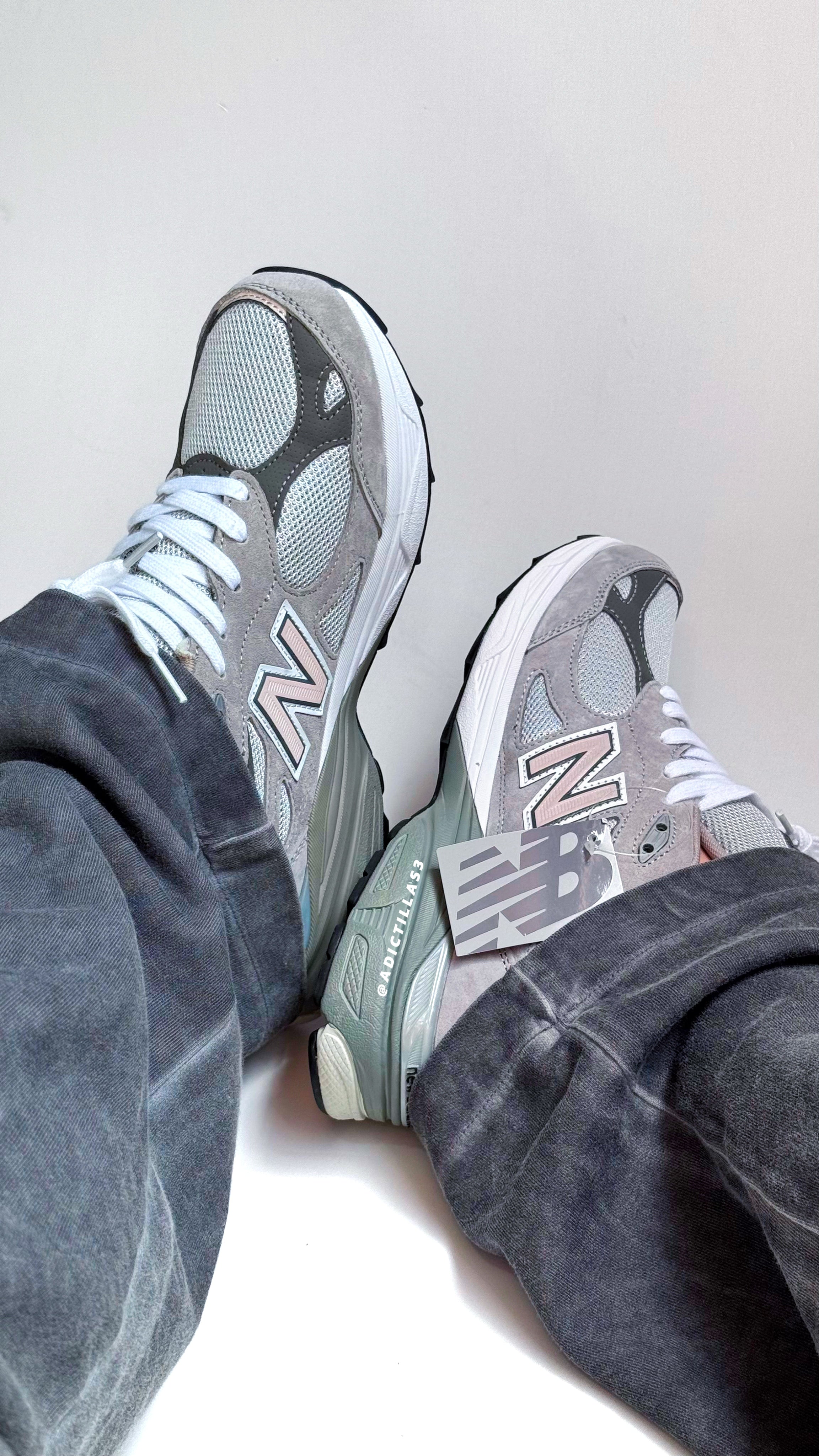 New Balance 990