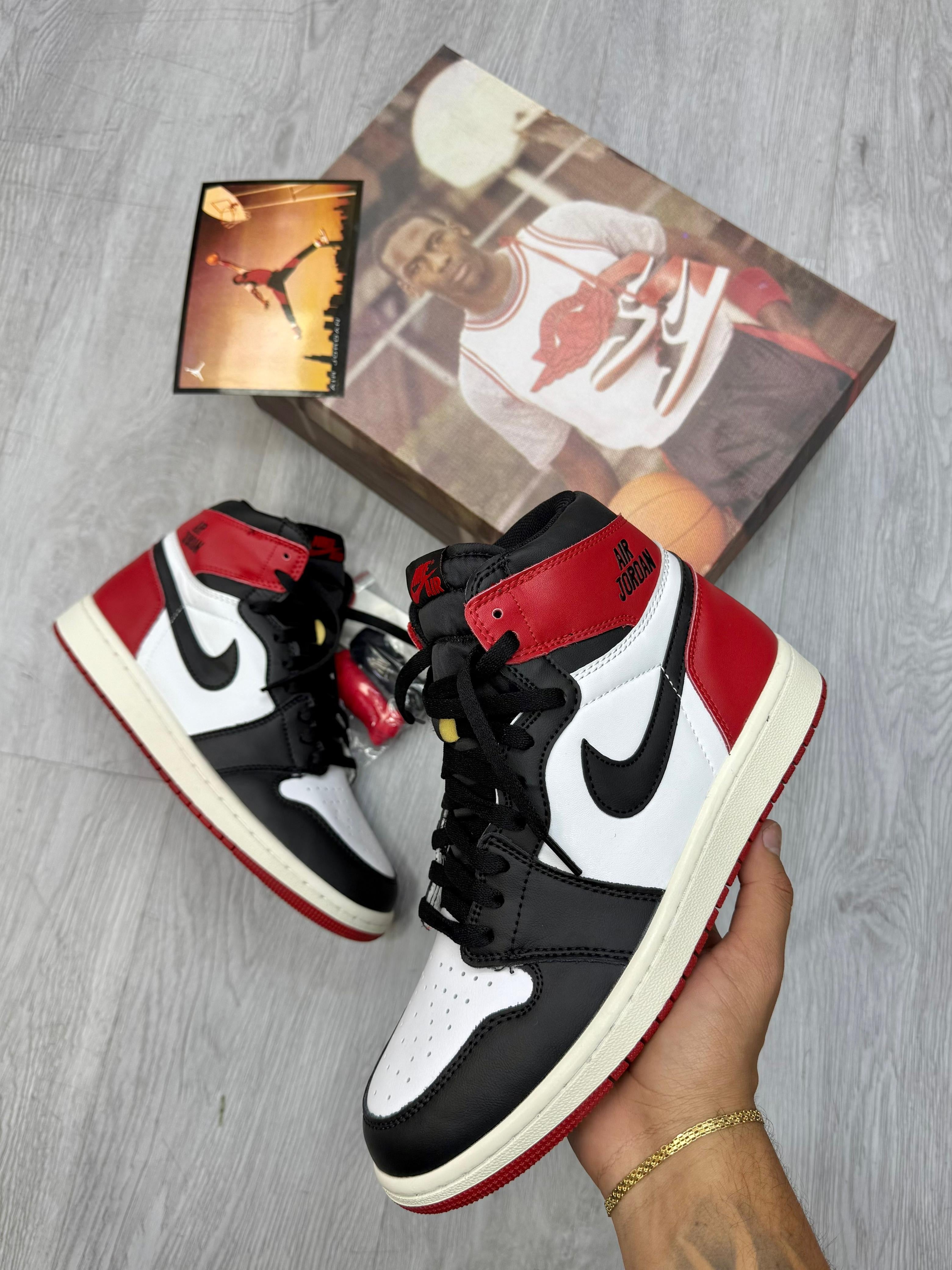 Jordan tenis Air Jordan High OG Black Toe Reimagined