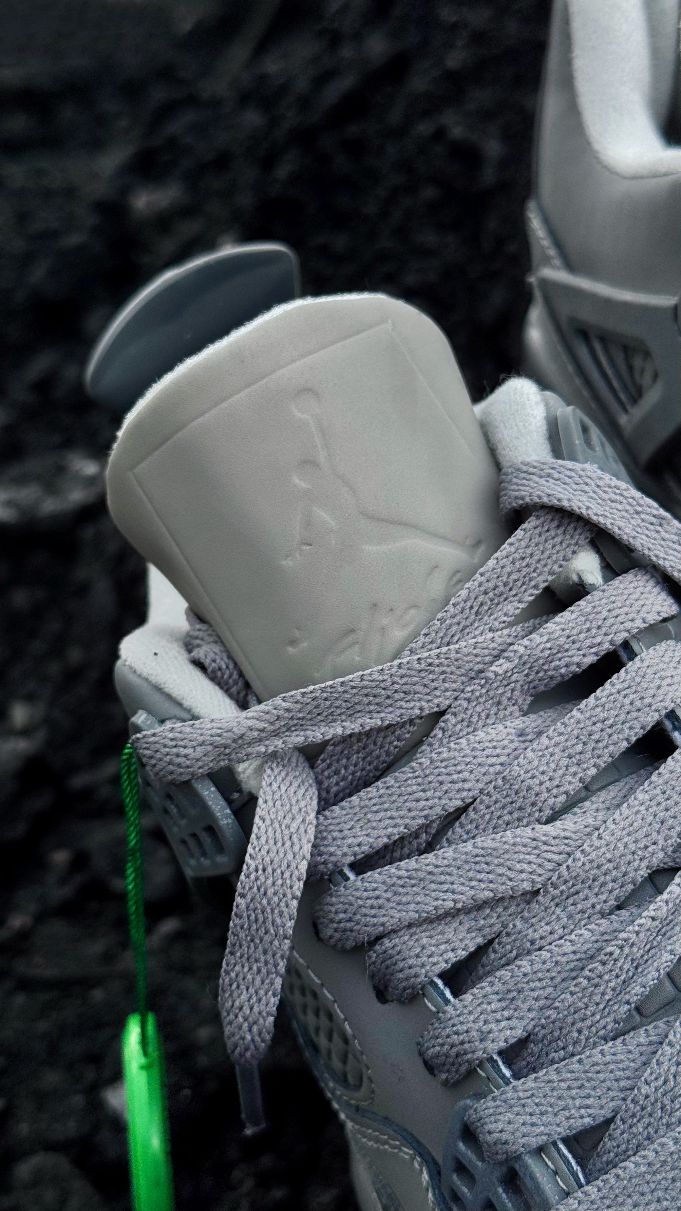 Air Jordan 4 Wet Cemet Paris