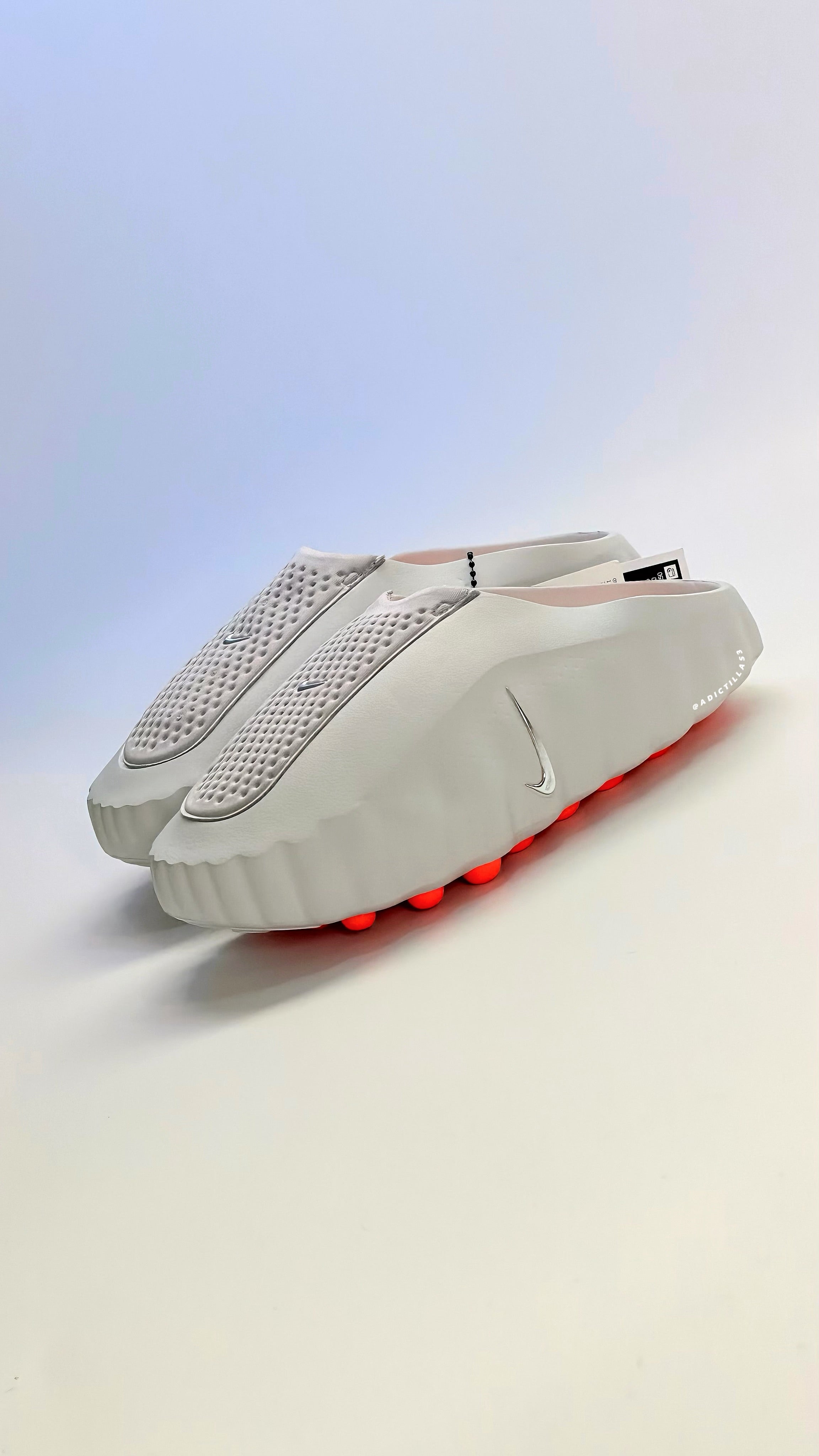Nike Mind 001