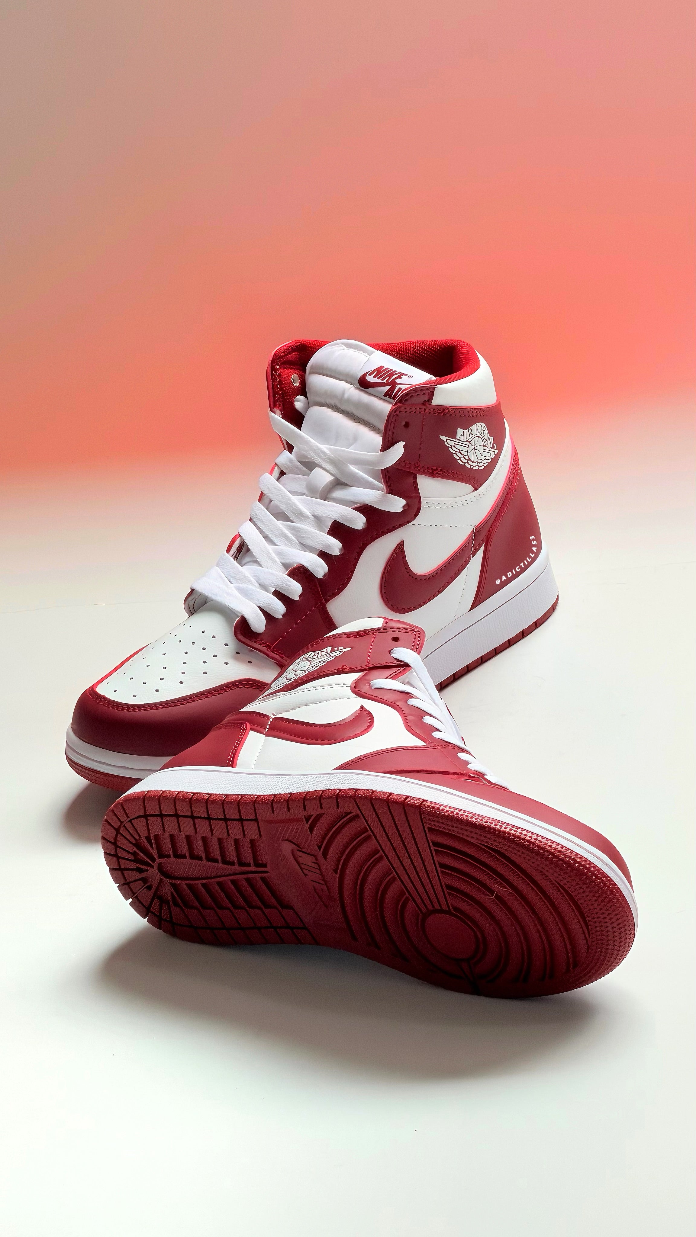 Air Jordan 1 "Team Red"