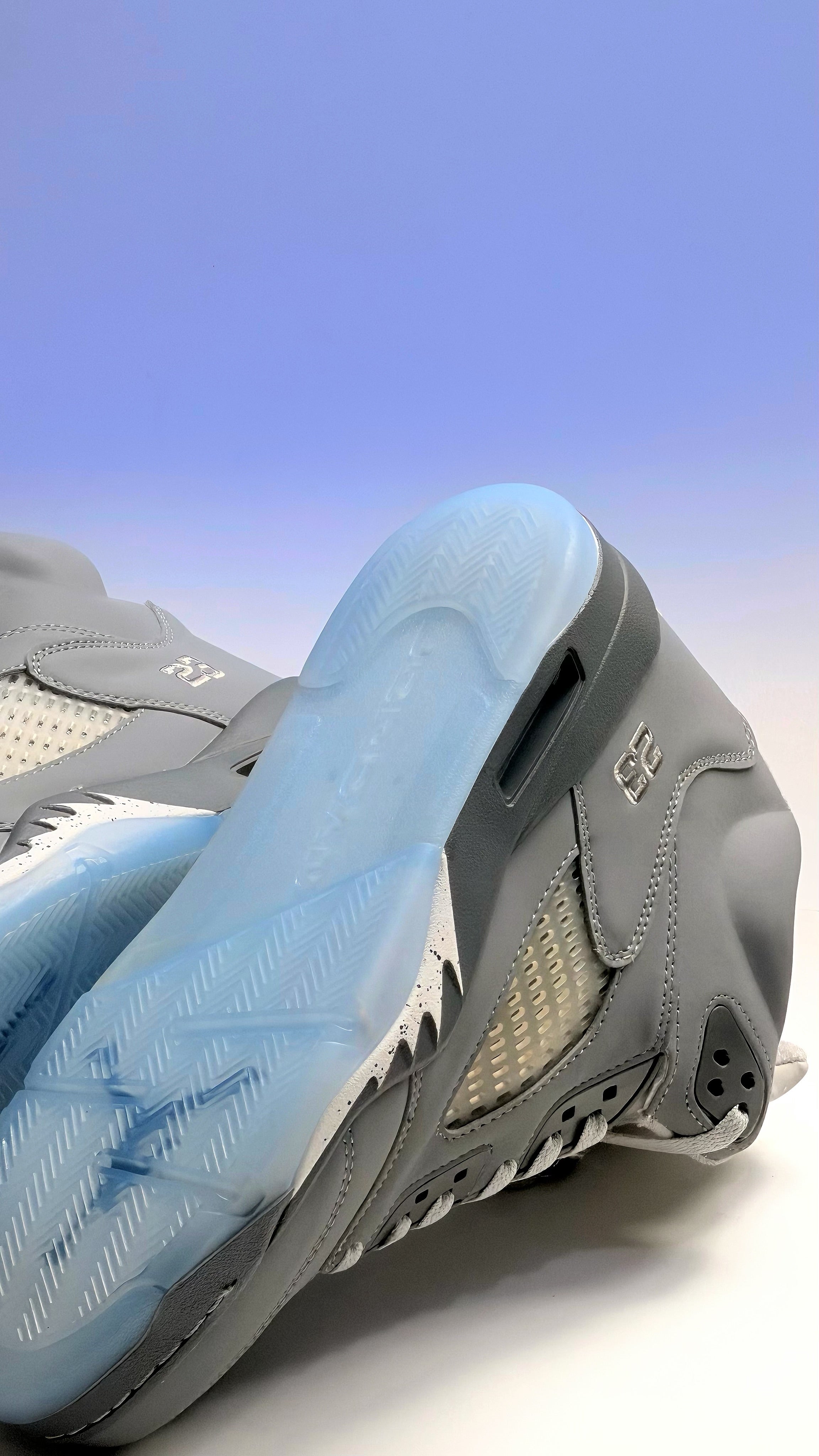 Air Jordan 5 "Wolf Grey"