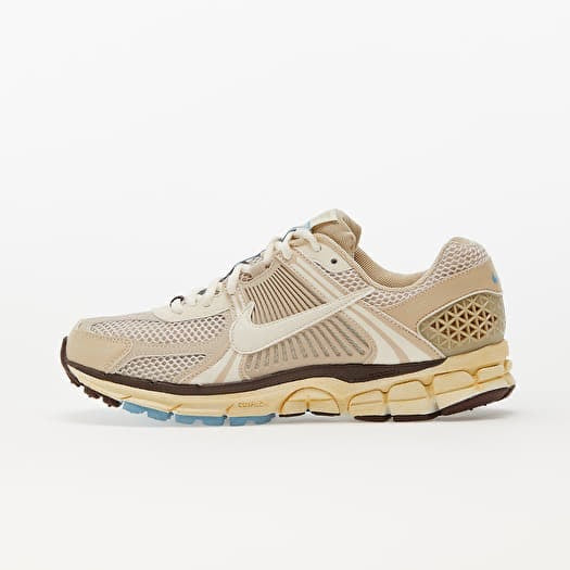 Nike Vomero 5