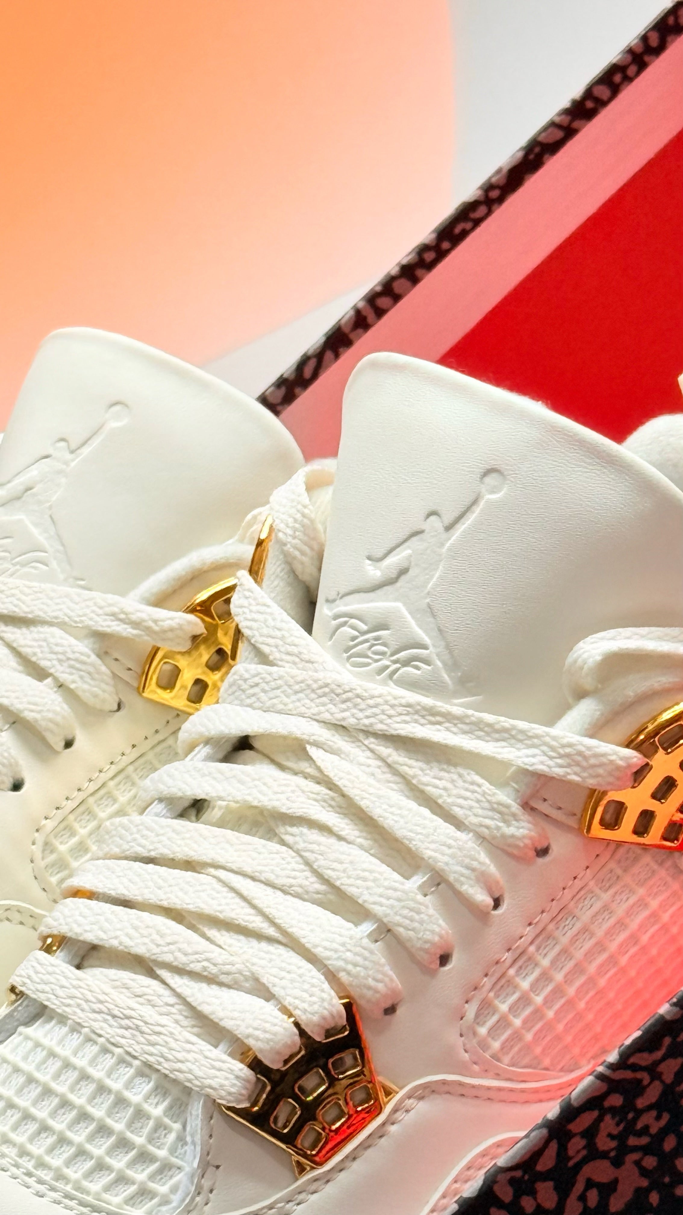 Air Jordan 4 Retro 'White & Gold'