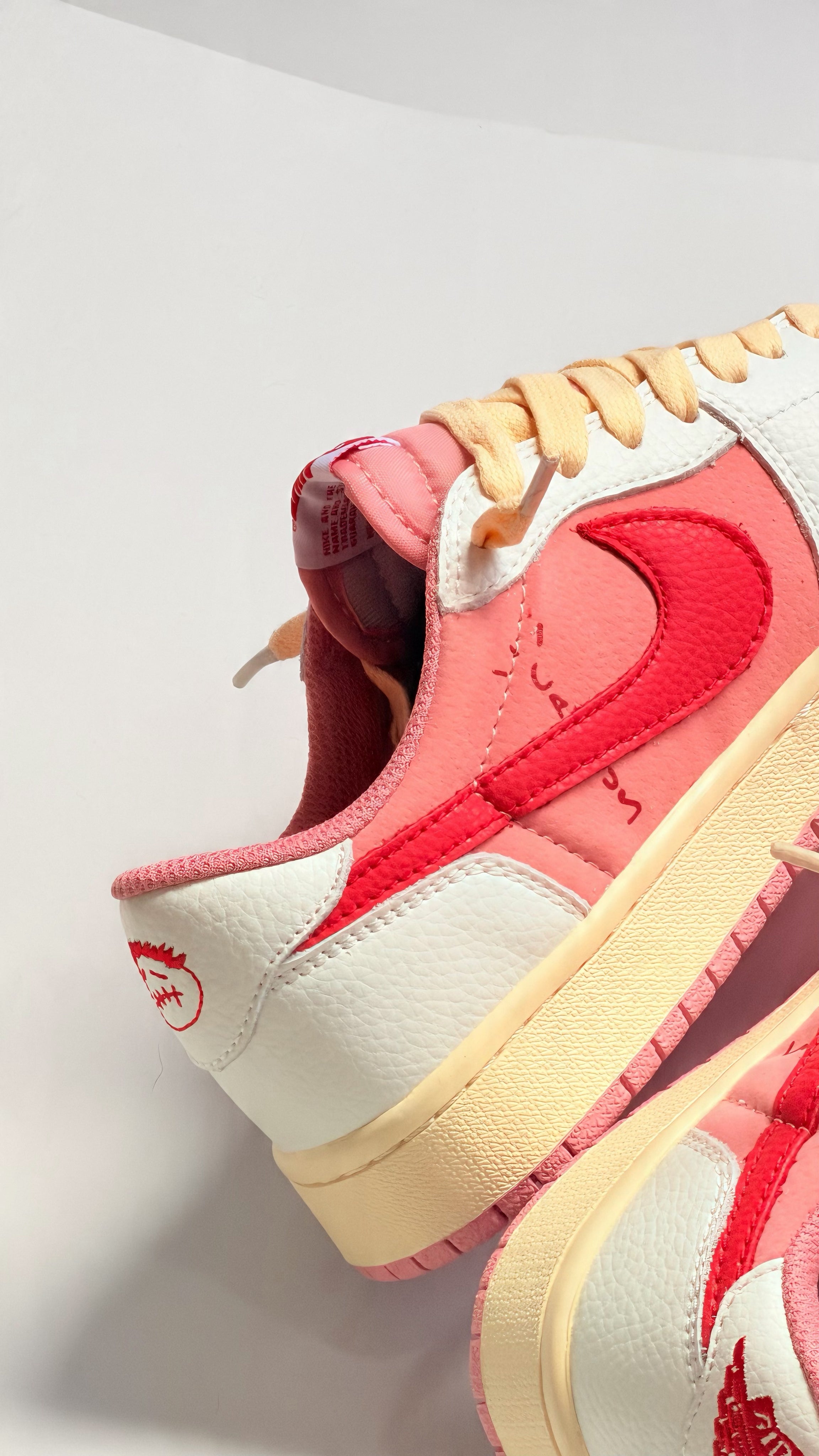 Travis Scott x Air Jordan 1 Low OG "Tropical Pink"
