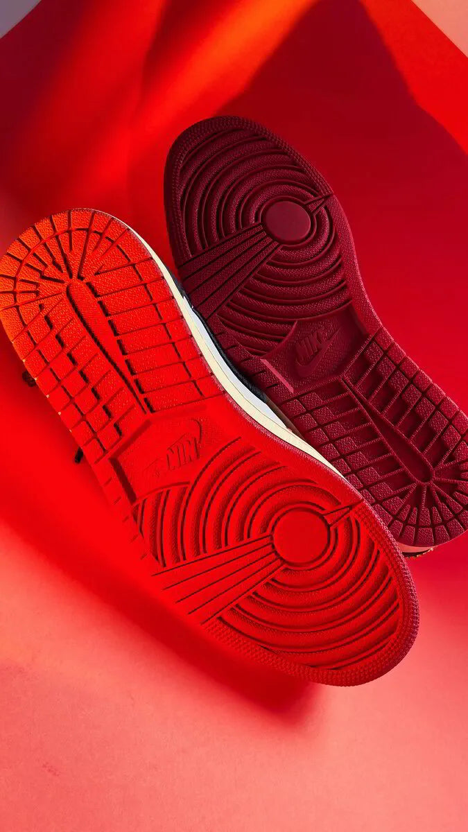 AIR JORDAN 1 LOW TROPHY ROOM