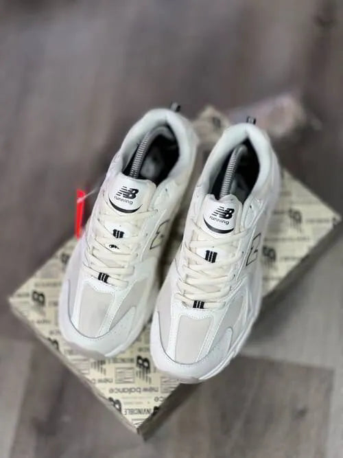 NEW BALANCE 530