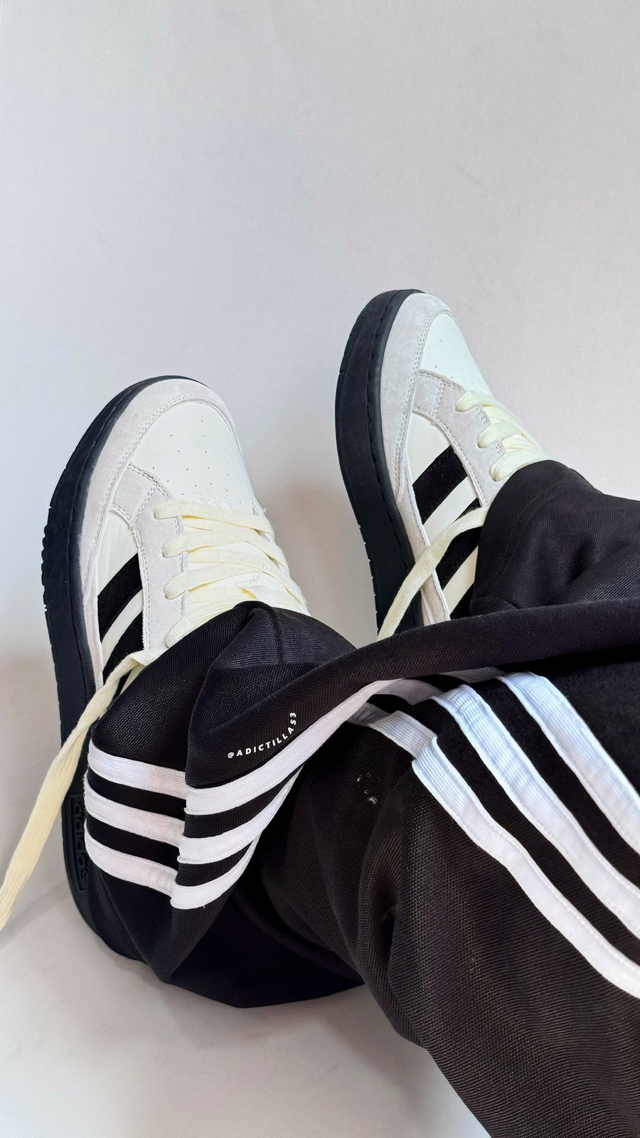 Adidas WCARD