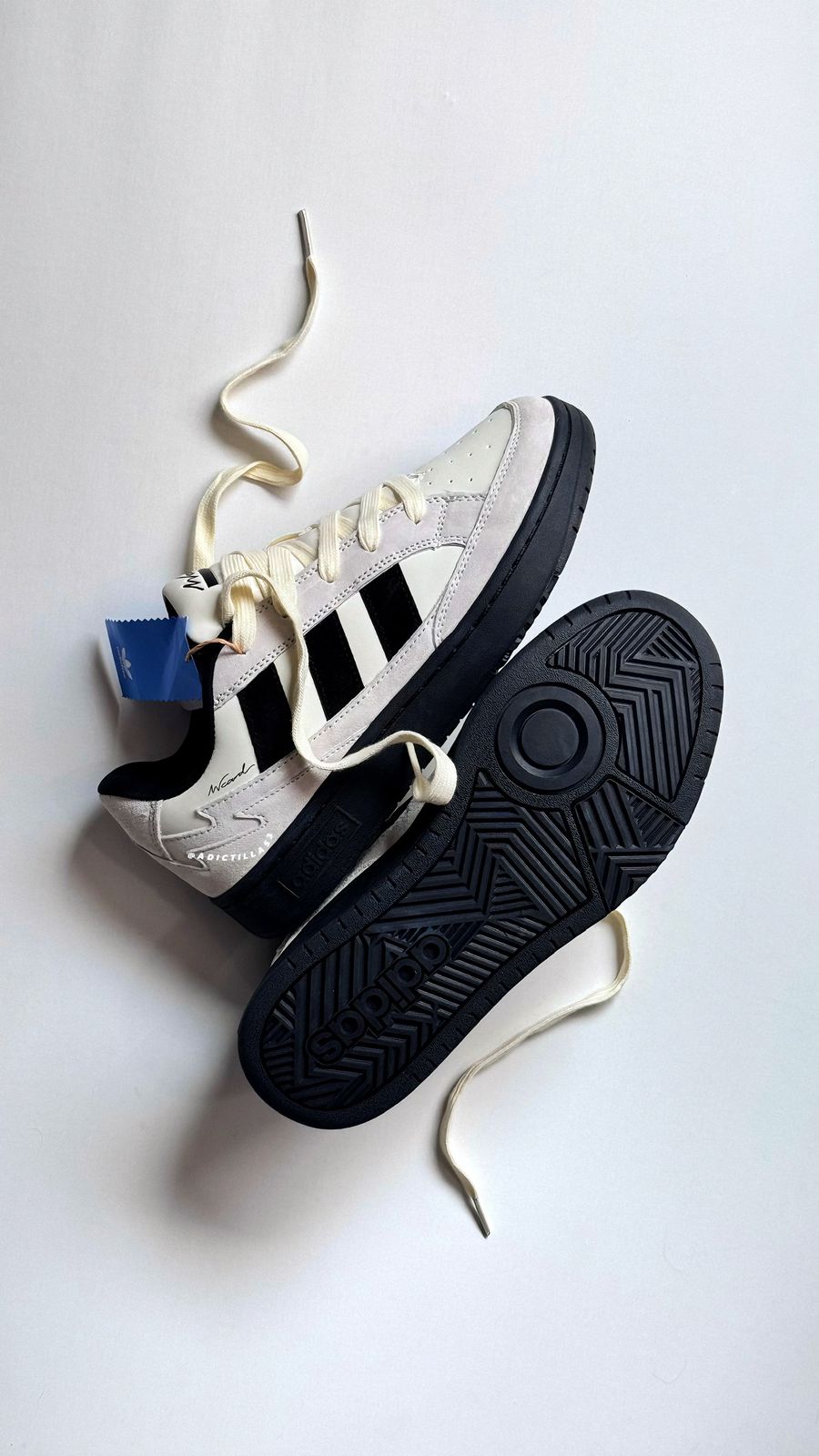 Adidas WCARD