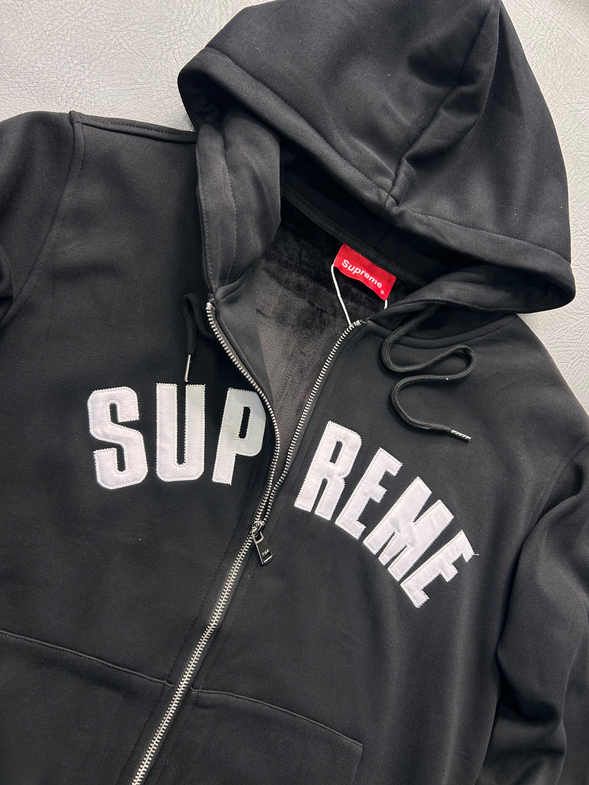 Supreme Hoodie