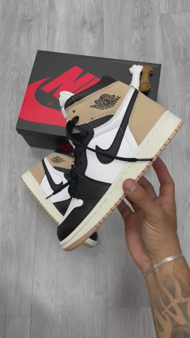Air Jordan 1 “ Latte “