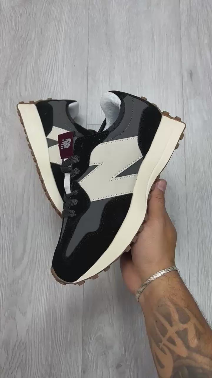 New Balance 327