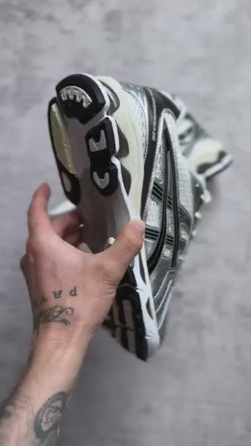 ASICS GEL KAYANO 14