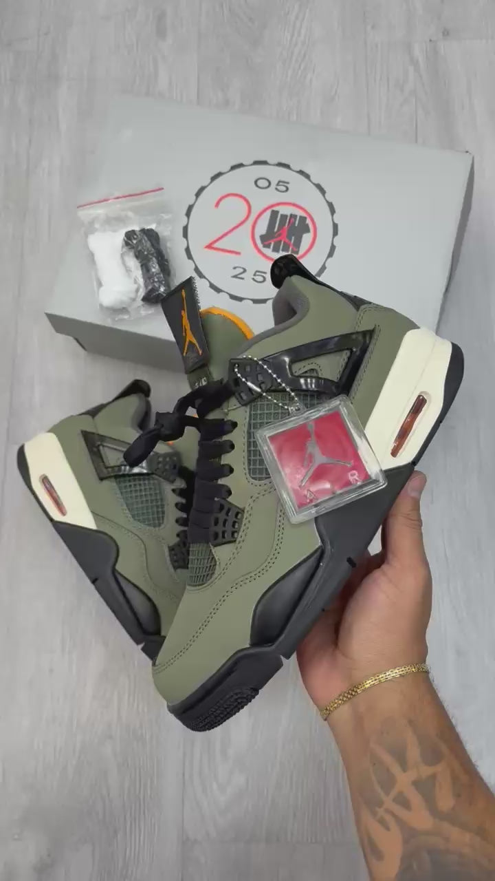 Air Jordan 4 UNDEFEATED