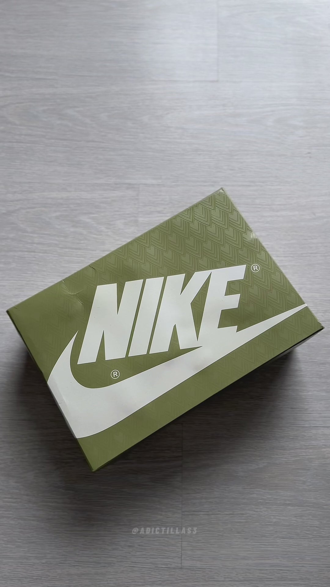 Jordan 1 Low SE Year of the Dragon