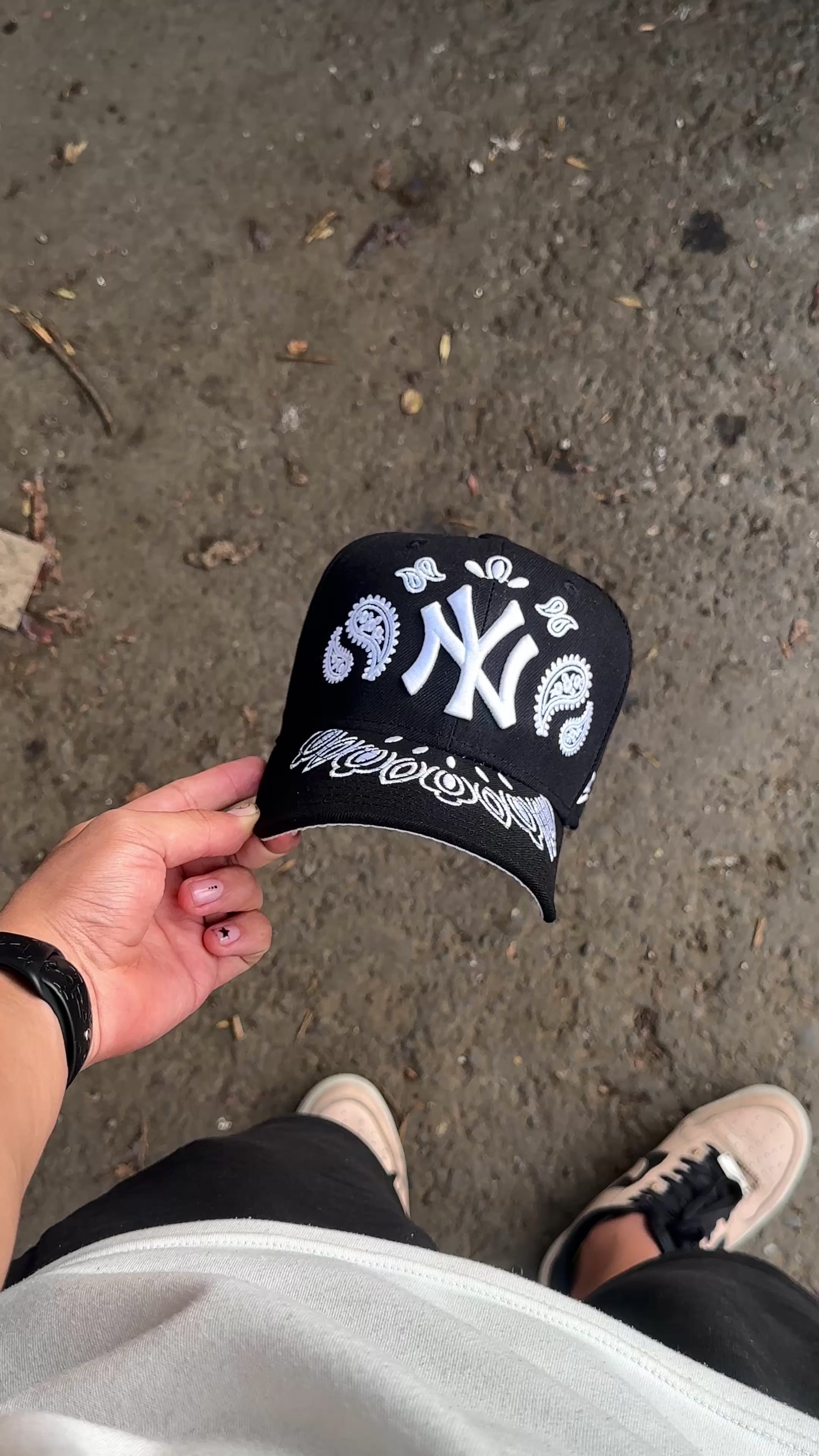 59Fifty New York Yankees Paisley Negro